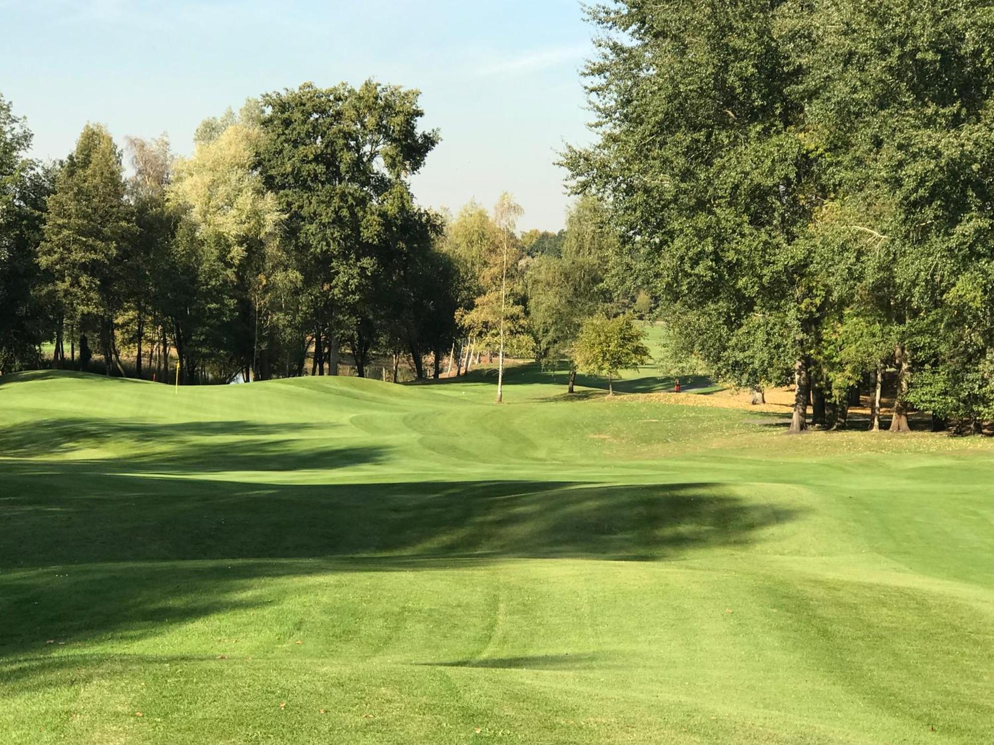 Le Domaine Des Vanneaux Golf Et Spa Mgallery Hotel LʼIsle-Adam Kültér fotó